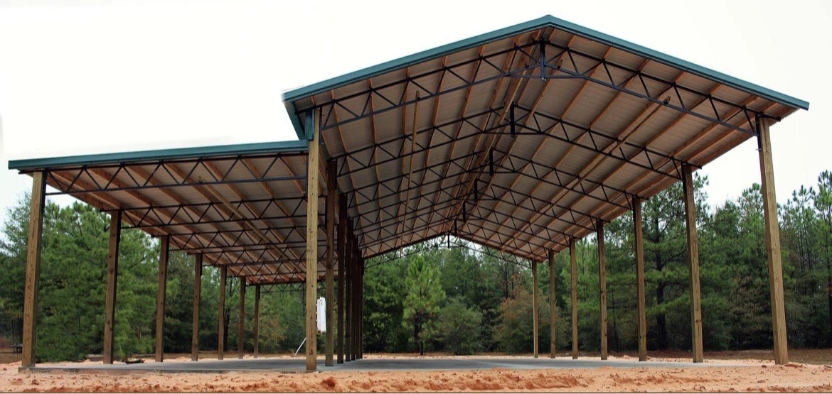 Pole barn building in Beaumont Texas